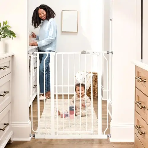 Regalo extra tall baby gate in white
