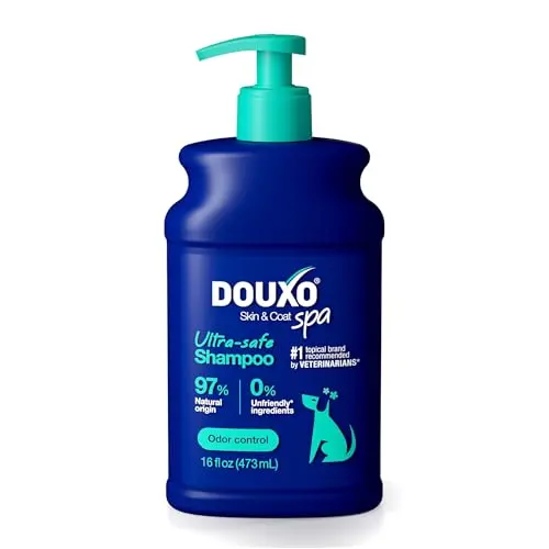 DOUXO Skin & Coat SPA Dog Shampoo bottle with coco-vanilla scent for sensitive skin