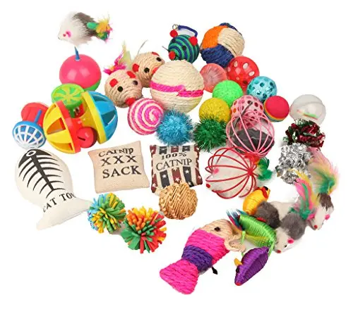 Fashion's Talk 20-piece assortment of cat toys including balls, mice, and a wand