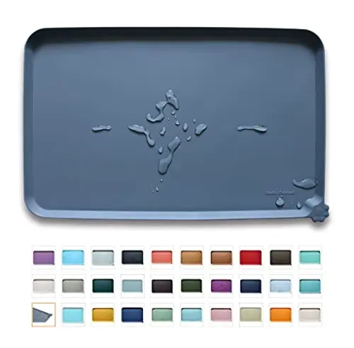 Waterproof pet feeding mat with high lips and anti-slip design