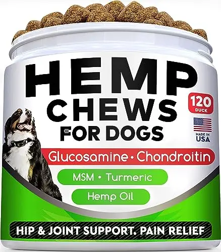 STRELLALAB hemp chews for dogs in a container