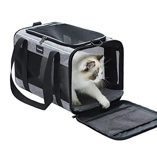 Vceoa soft-sided cat carrier with mesh windows and removable bed