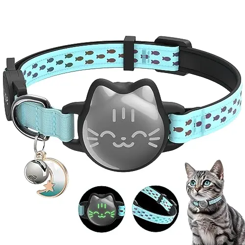 Typecase waterproof AirTag cat collar with reflective pattern in mint green