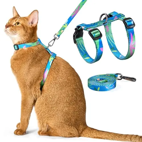 PetThem cat harness and leash set in Hawaii Green floral pattern